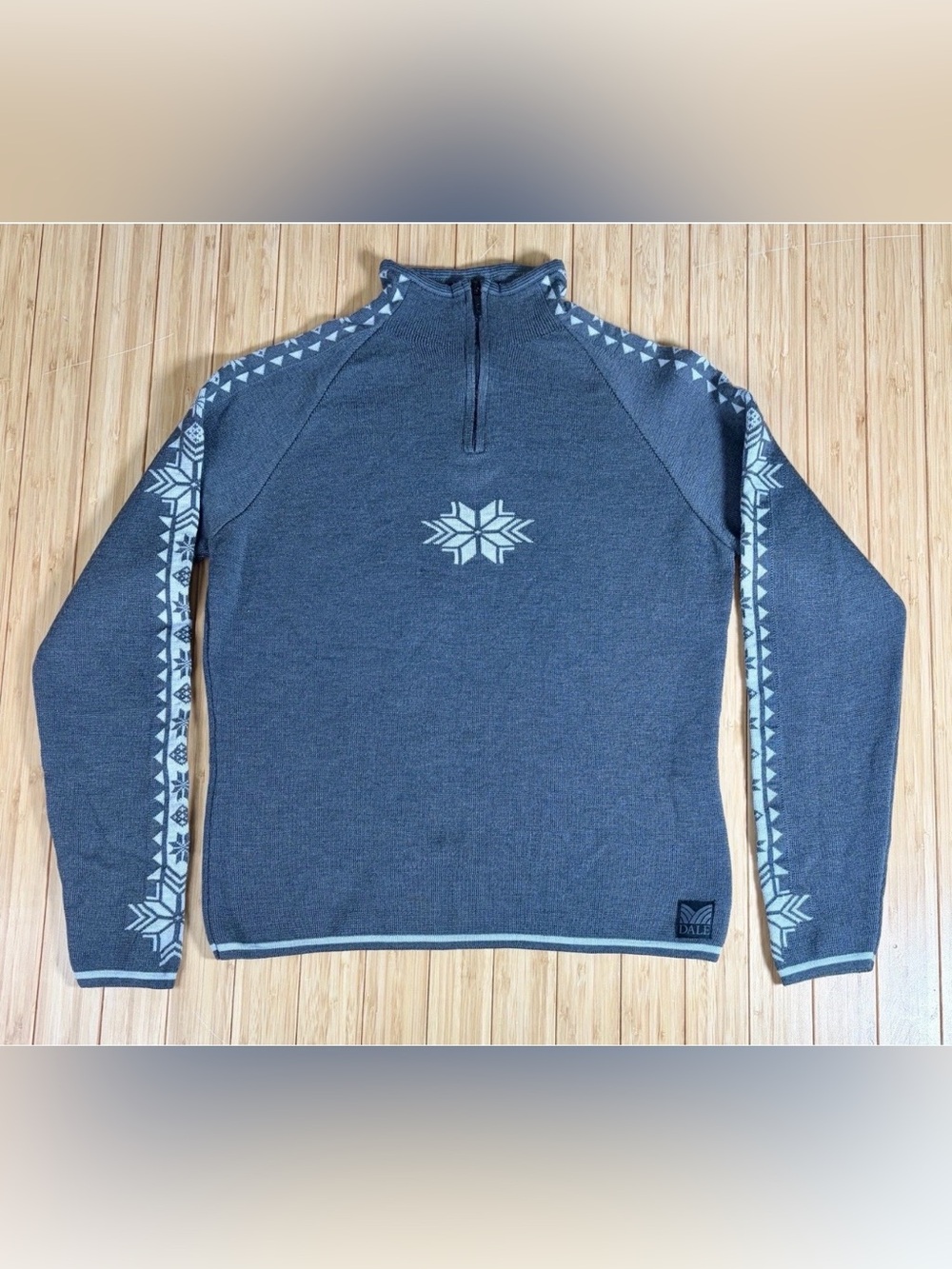 Dale of Norway Women’s Grey & Blue 1/4 Zip Small Wool Sweater